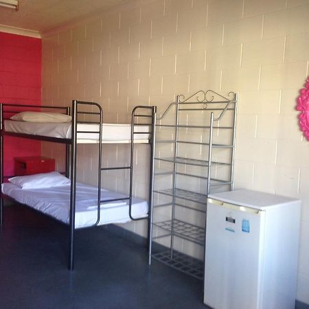 Ostello Adventurers Backpackers Townsville Esterno foto