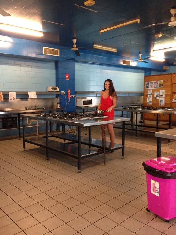 Ostello Adventurers Backpackers Townsville Esterno foto