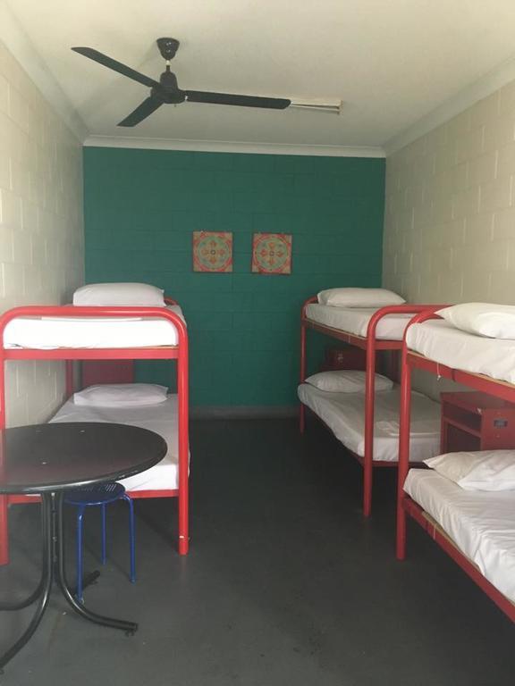 Ostello Adventurers Backpackers Townsville Esterno foto
